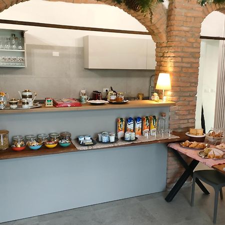 La Torre di Longara Bed & Breakfast Calderara di Reno Bagian luar foto
