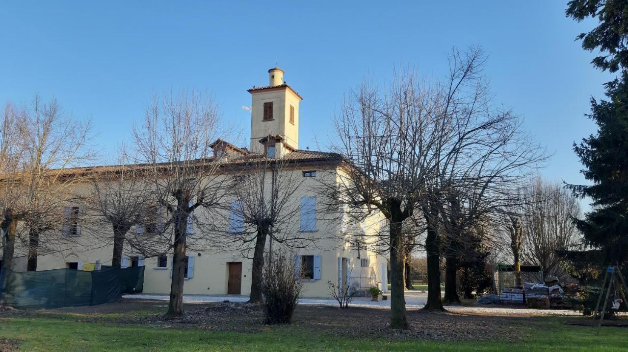 La Torre di Longara Bed & Breakfast Calderara di Reno Bagian luar foto