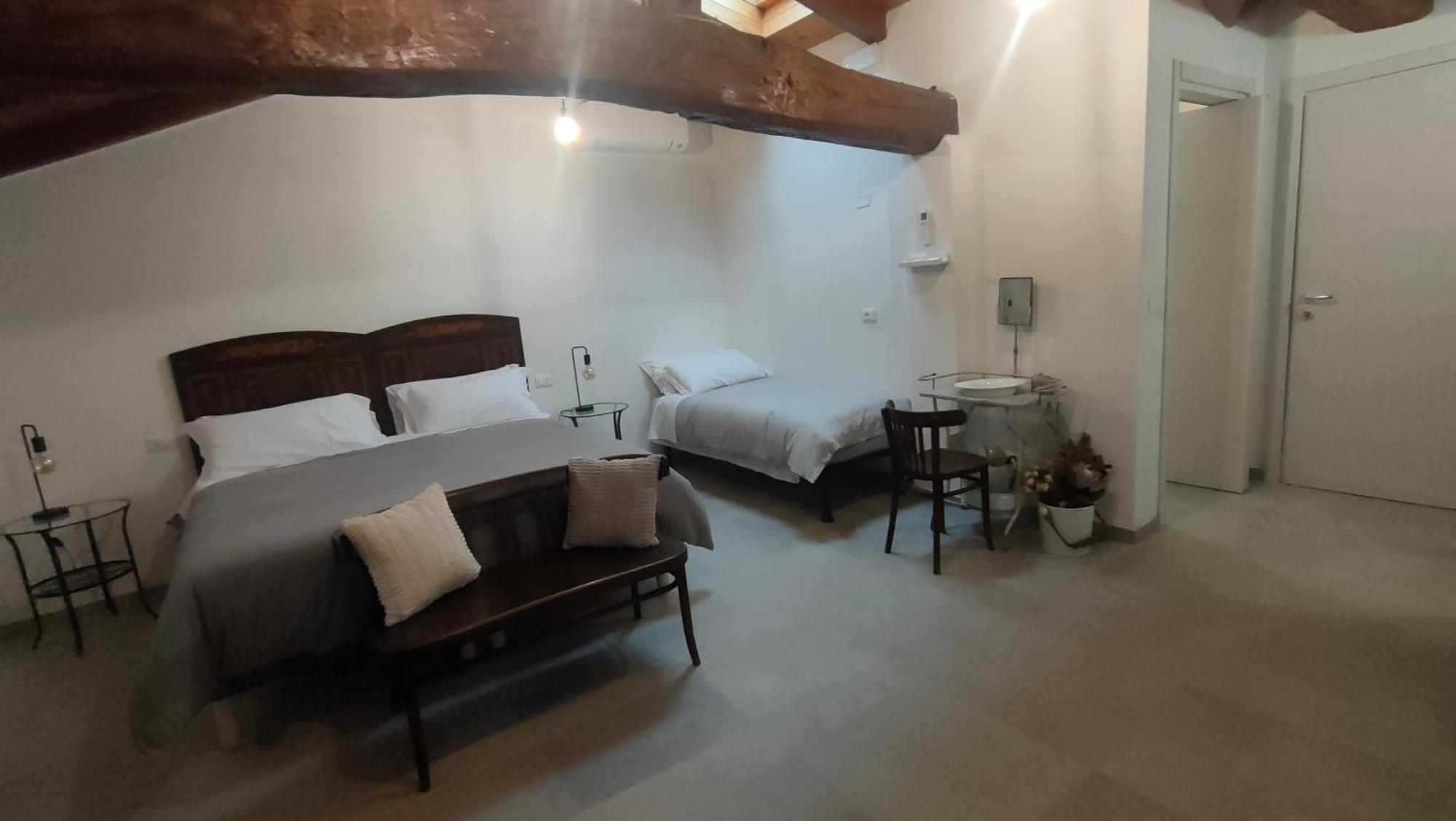 La Torre di Longara Bed & Breakfast Calderara di Reno Bagian luar foto